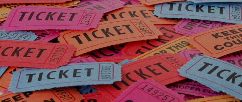 Ansammlung von bunten Tickets