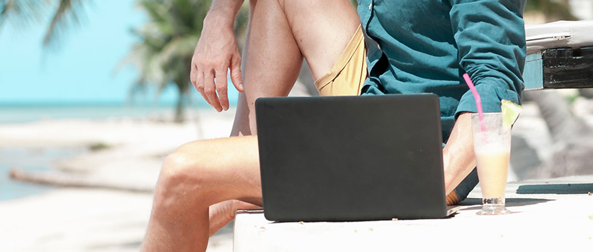 Digitaler Nomade: Arbeiten am Strand